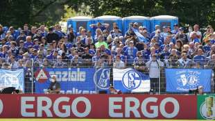 Sportpolitiker f&uuml;r Zugangsregeln in Bundesliga-Stadien