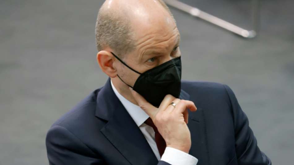 Scholz sieht "sehr ernste Bedrohung des Friedens in Europa"
