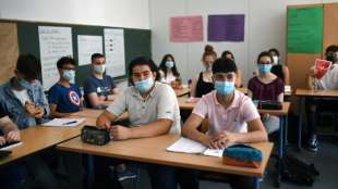 Sachsen hebt Maskenpflicht an Schulen ab Montag auf
