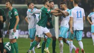 Nach Skandal um Anfang: Teroddes Rekordtor reicht nur f&uuml;r Schalker Remis in Bremen