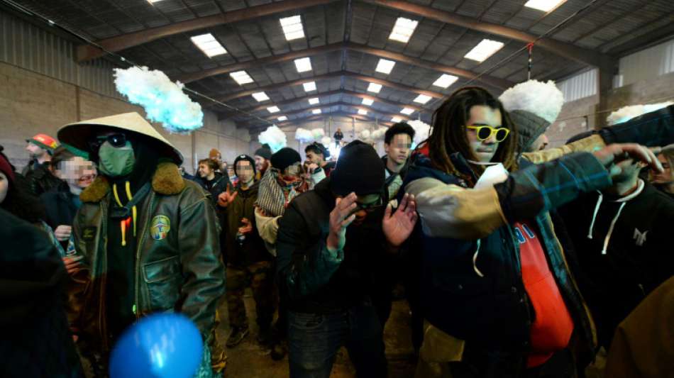 2500 junge Leute feiern trotz Corona ausufernde Silvesterparty in Frankreich