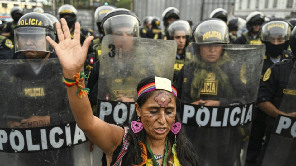 La presidenta de Per&uacute; pide que las protestas en Lima sean en paz y calma