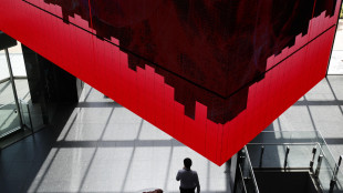 Borsa: Tokyo, apertura piatta