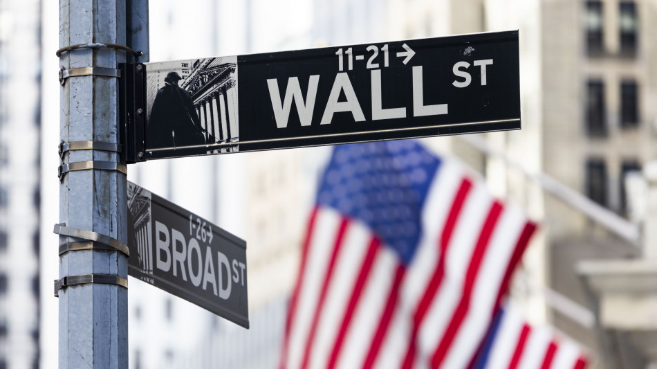 Wall Street &egrave; in calo, Dj -0,32%, Nasdaq -1,94%