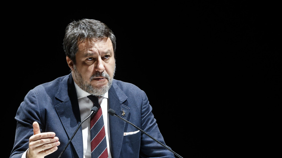 Salvini, &egrave; un errore tagliare ora 'Strade sicure'