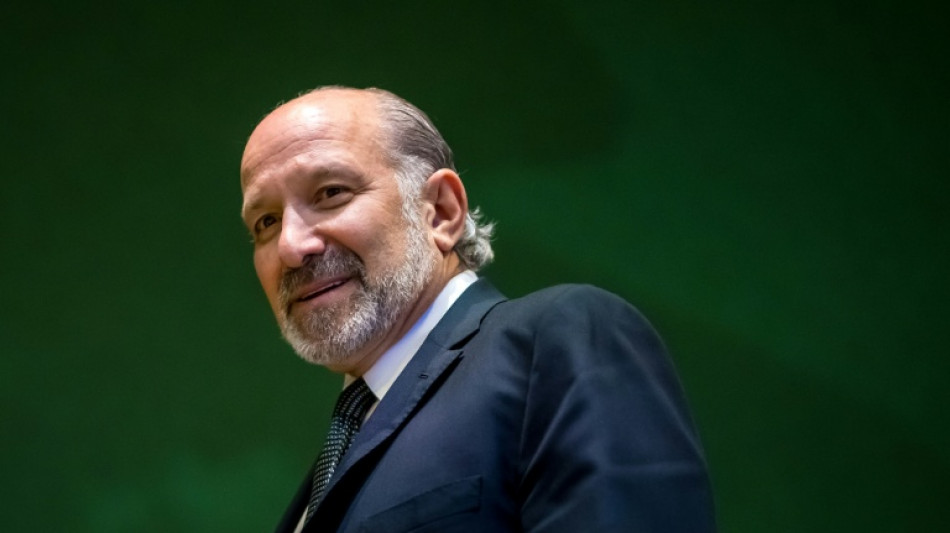 Le ministre Lutnick reconna&icirc;t un d&eacute;jeuner sur l'&icirc;le d'Epstein et garde le soutien de Trump 