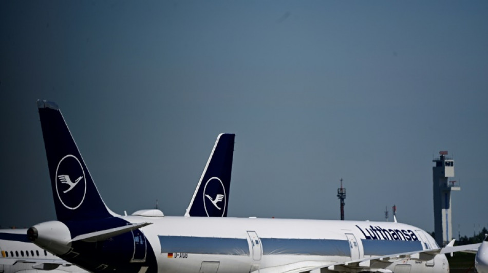 Lufthansa reduce su p&eacute;rdida en el primer trimestre y espera un verano de "r&eacute;cord"