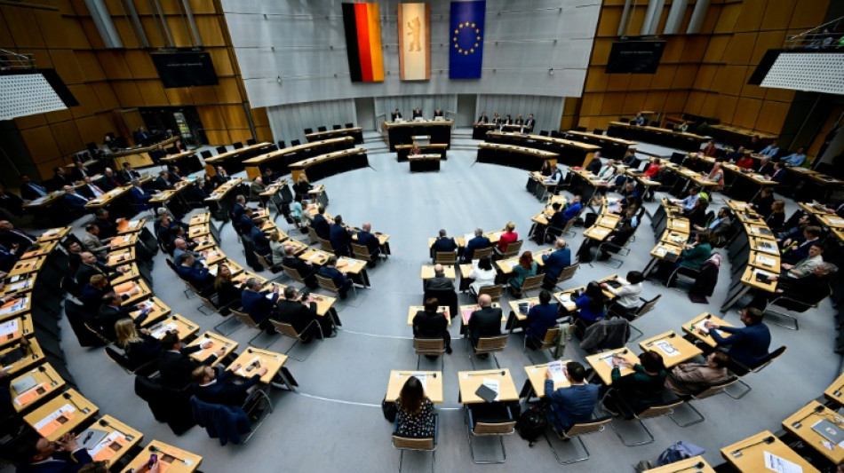 Linke stellt Parlamentspr&auml;sidentin in Berlin - AfD f&auml;llt mit Vorschlag durch