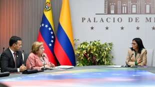 Presidente da Venezuela pede fim de san&ccedil;&otilde;es dos EUA em reuni&atilde;o com miss&atilde;o colombiana