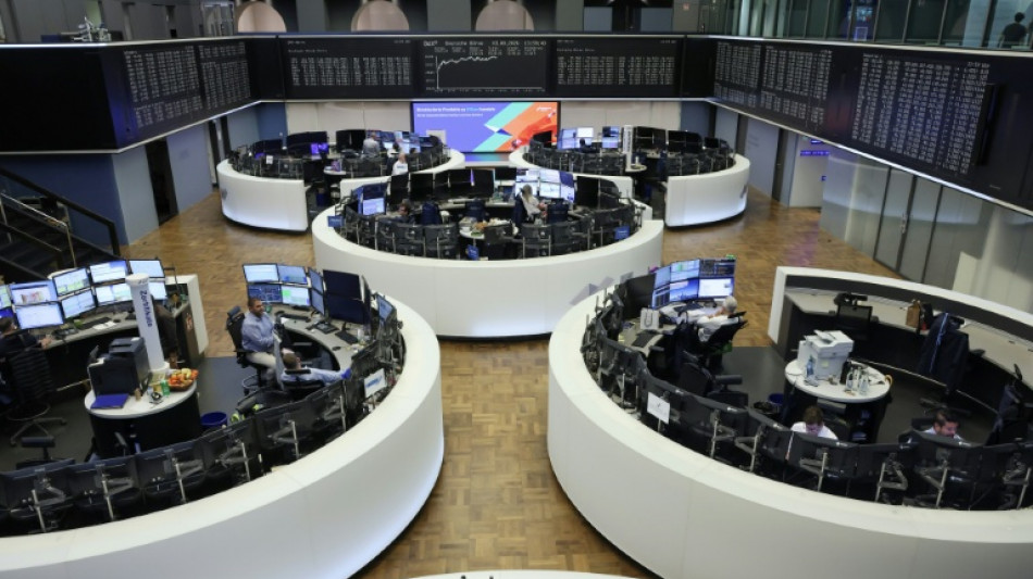 Les Bourses mondiales suspendues au Moyen-Orient, records en Europe
