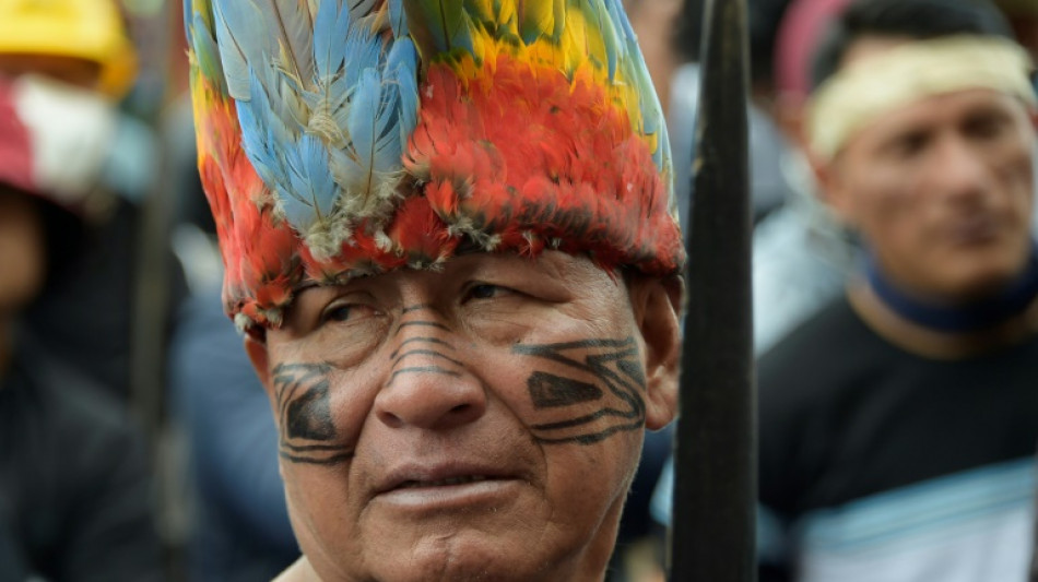 Manifestantes y gobierno inician di&aacute;logos sin horizonte claro en Ecuador