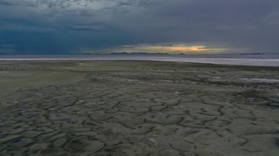 Wasserstand von Gro&szlig;em Salzsee in Utah erreicht niedrigsten jemals gemessenen Wert
