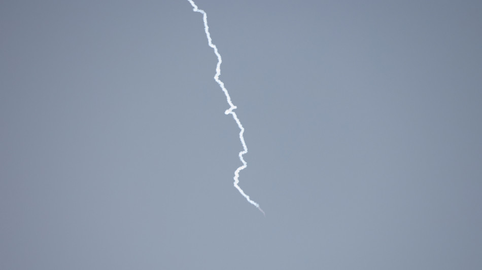 Tre morti e 68 feriti negli Emirati a causa di attacchi iraniani