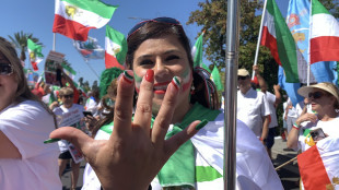 Mondiali, centinaia di iraniani protestano contro Teheran alla vigilia della partita