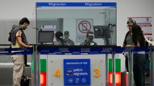 Aeroporto de Caracas reabre ap&oacute;s graves danos por terremotos na Venezuela