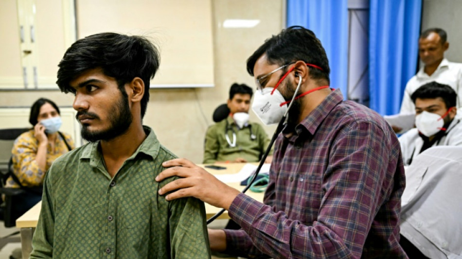 Noy&eacute;e dans un &eacute;pais nuage de pollution, New Delhi tousse dangereusement