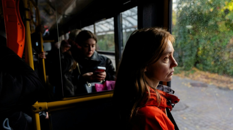 Um dia como qualquer outro em Kiev, sob os ataques russos