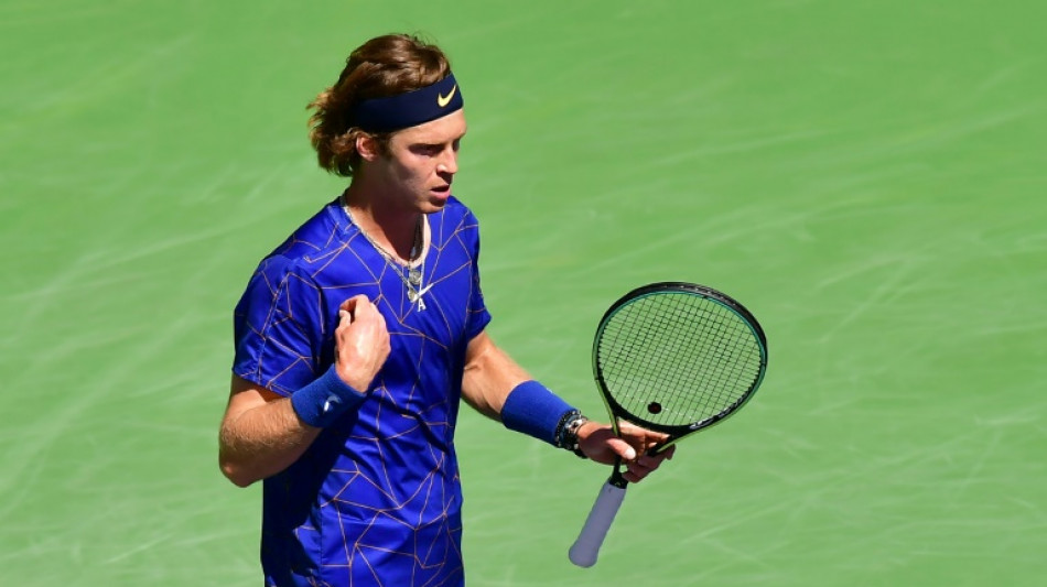 Wimbledon excluye a tenistas de Rusia y Bielorrusia del torneo de 2022