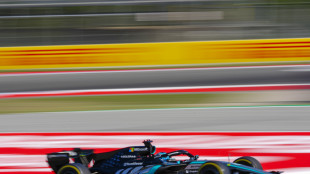 Russell si prende la pole a Barcellona, secondo Hamilton