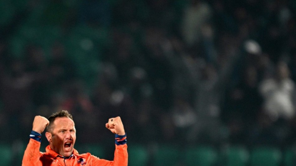 Close encounters a rare kind at Cricket World Cup