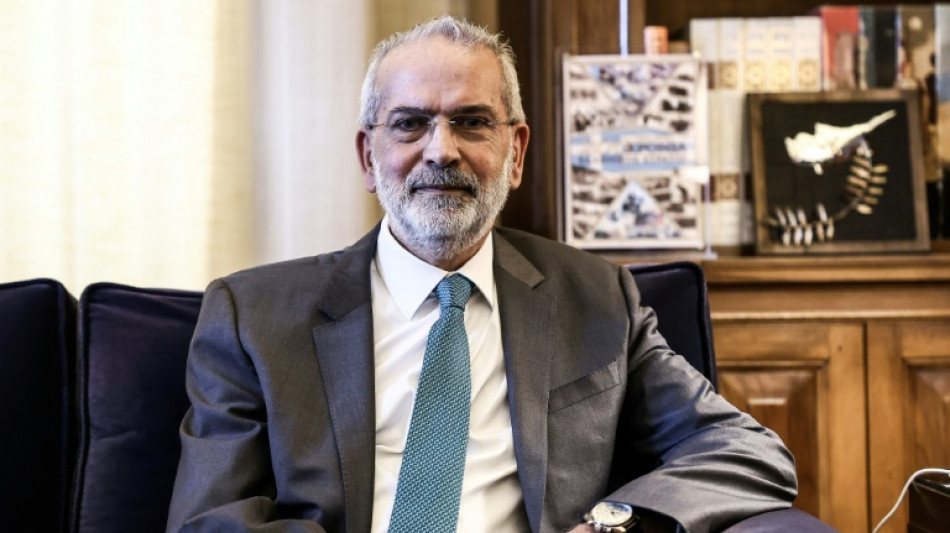 Presidente do TCU grego formar&aacute; governo interino at&eacute; novas elei&ccedil;&otilde;es