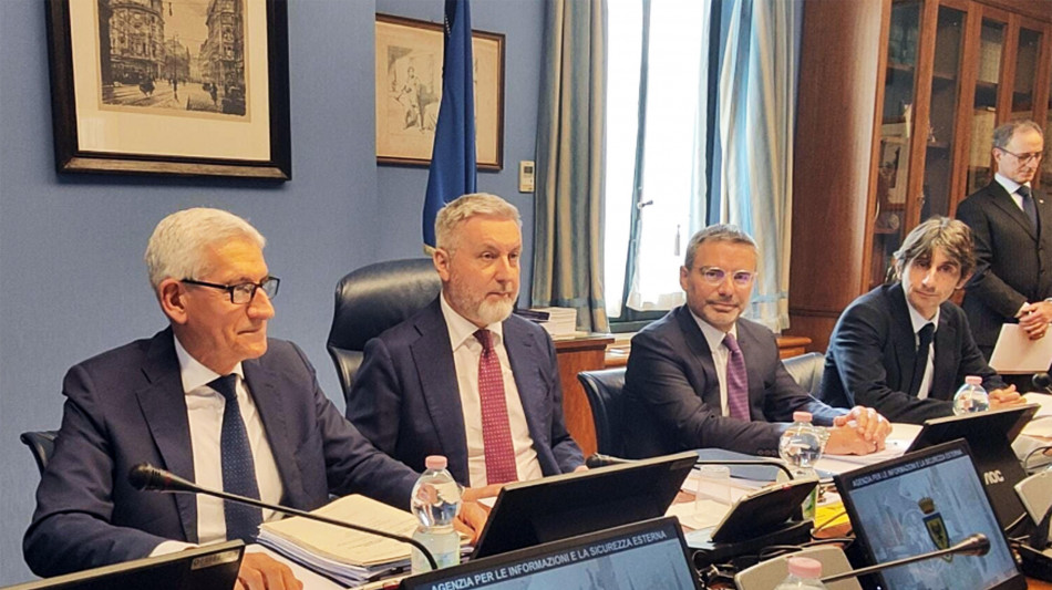 Paragon, 'giornalisti sorvegliati? Chiedere all'Italia'