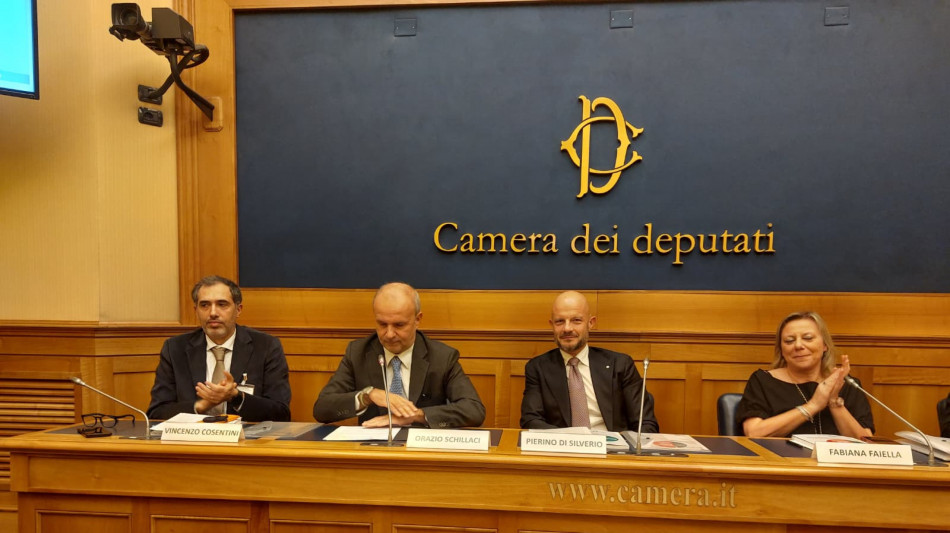 Schillaci, indagine Anaao rileva propensione diffusa violazione contratti medici