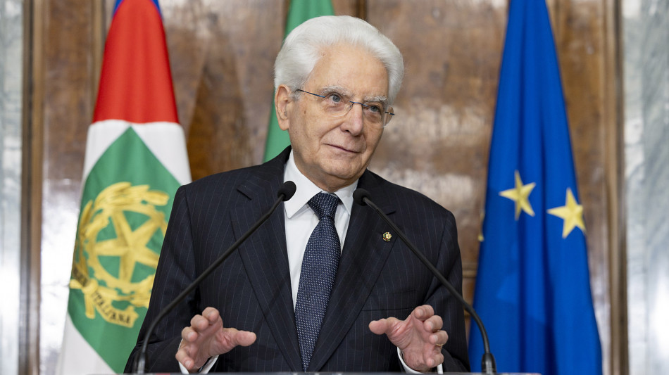 Mattarella, in alcune realt&agrave; le istituzioni lontane da periferie