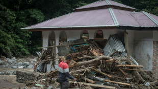 Inundaciones y corrientes de lava fr&iacute;a dejan 41 muertos y 17 desaparecidos en Indonesia