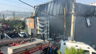 Fire kills six at Turkish perfume warehouse