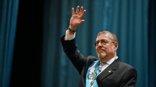 El Tribunal Electoral de Guatemala rechaza suspender al presidente Ar&eacute;valo