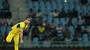 Zampa helps steer Australia past Sri Lanka at storm-hit World Cup