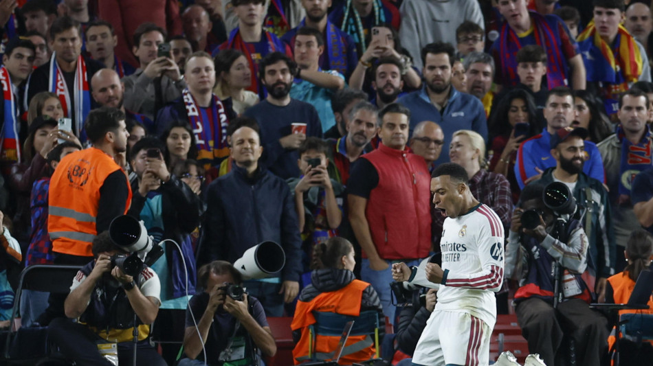 Liga: il Real batte il Barca al Camp Nou