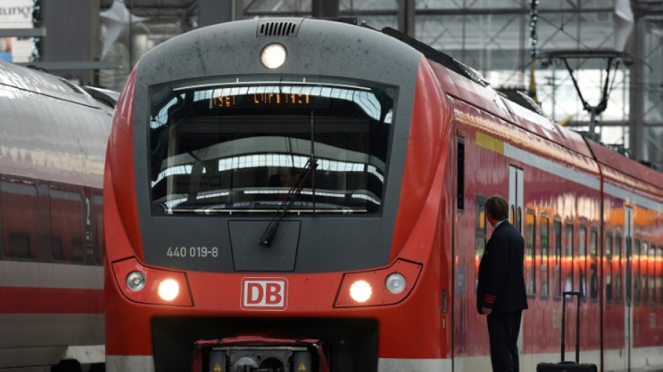 Neun-Euro-Ticket sorgt f&uuml;r Umstieg vom Auto auf &Ouml;PNV 