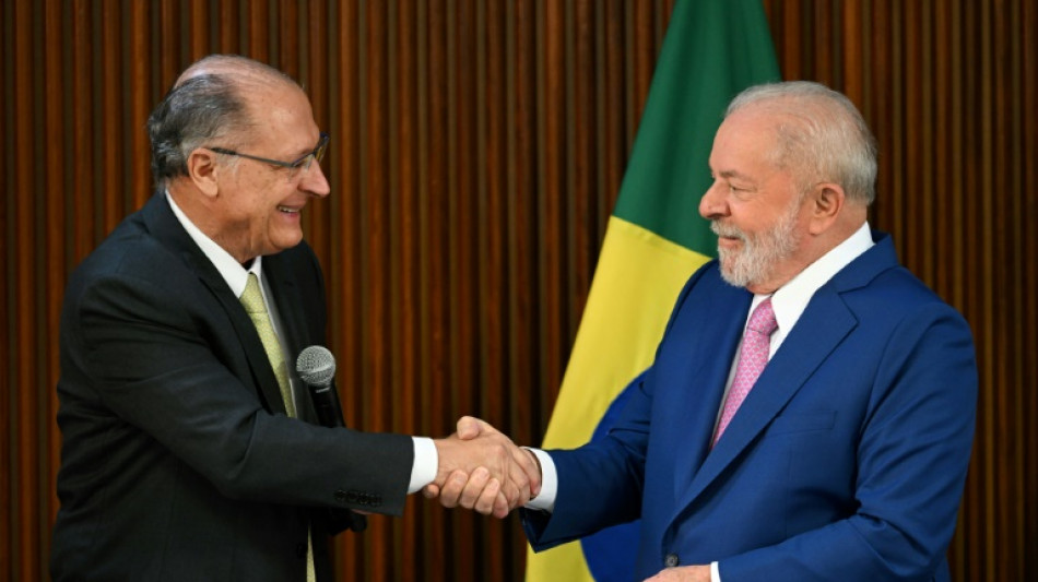 Lula verspricht bei erstem Kabinettstreffen "Wiederaufbau" Brasiliens nach Bolsonaro