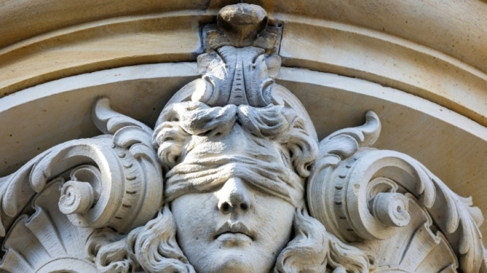 14 Jahre Haft f&uuml;r t&ouml;dliche Sch&uuml;sse auf Freund in Kneipe in Frankfurt am Main