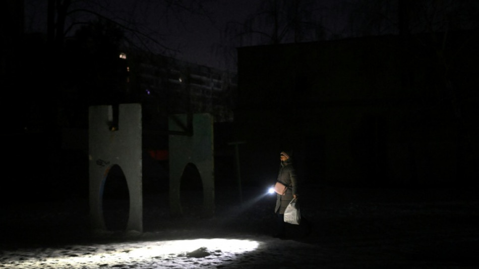 Ataque ruso deja miles de edificios sin calefacci&oacute;n en un Kiev a -14 &ordm;C