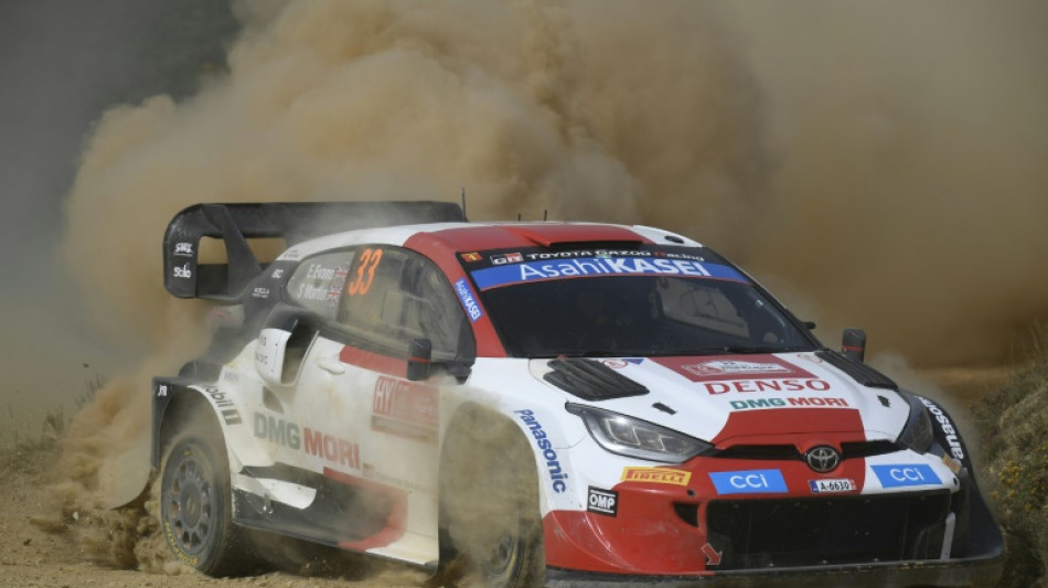 Rallye du Portugal: Evans en t&ecirc;te apr&egrave;s les abandons de Loeb et Ogier