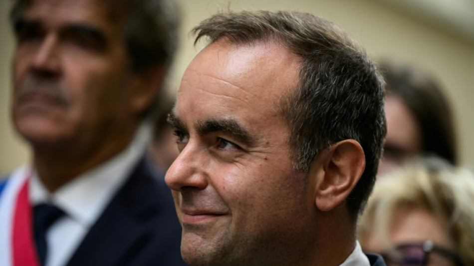 Frankreichs Regierungschef streicht Ex-Premiers Dienstwagen und Fahrer