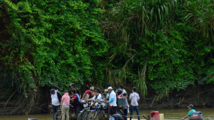 Colombia, bajo "estado de conmoci&oacute;n interior" por violencia que deja m&aacute;s de 100 muertos