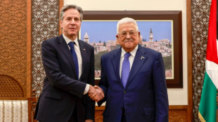 Blinken se re&uacute;ne com Abbas ap&oacute;s pedir a Israel que evite ataque a civis em Gaza