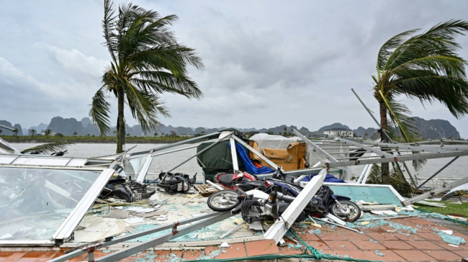 Le typhon Yagi r&eacute;trograd&eacute;, son bilan port&eacute; &agrave; plus de dix morts au Vietnam