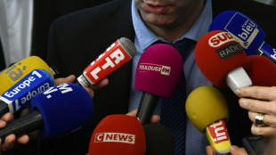Femmes &agrave; la t&eacute;l&eacute; et &agrave; la radio: les pr&eacute;sentatrices majoritaires, mais le temps de parole stagne