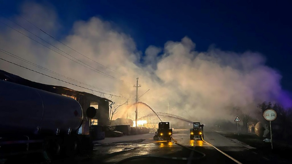Explos&otilde;es em esta&ccedil;&atilde;o de g&aacute;s deixam um morto e 46 feridos na Rom&ecirc;nia