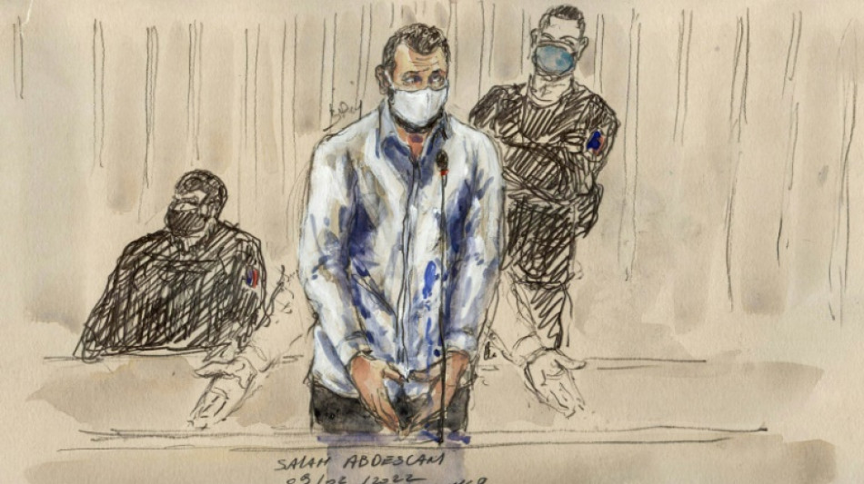 Au proc&egrave;s du 13-Novembre, Abdeslam affirme avoir renonc&eacute; &agrave; se faire exploser dans un caf&eacute; 