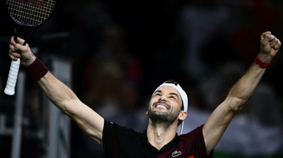 Dimitrov keeps late season form going to reach Paris semis