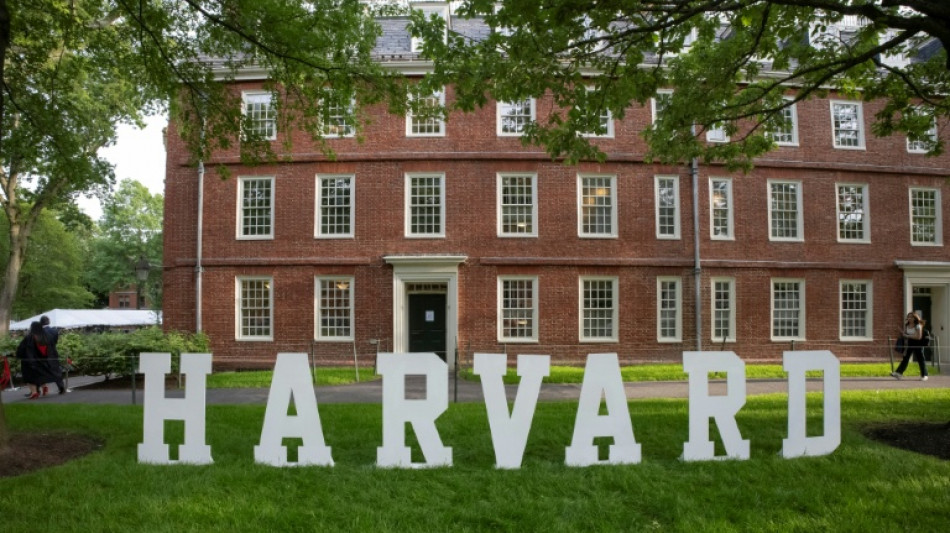 Pent&aacute;gono cortar&aacute; seus la&ccedil;os acad&ecirc;micos com Harvard