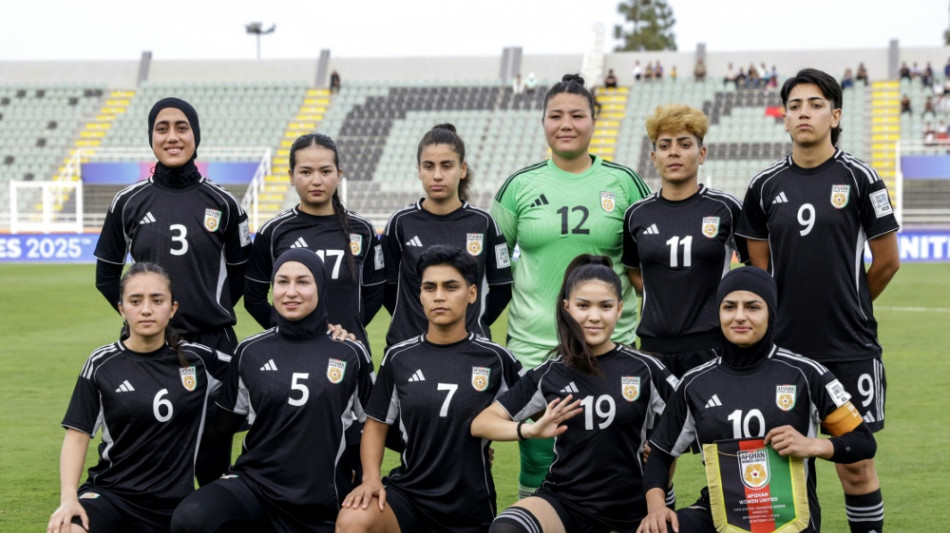 Afghanische Fu&szlig;ballerinnen zur&uuml;ck auf der FIFA-B&uuml;hne