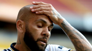 Julgamento de Daniel Alves por acusa&ccedil;&atilde;o de estupro na Espanha &eacute; marcado para fevereiro