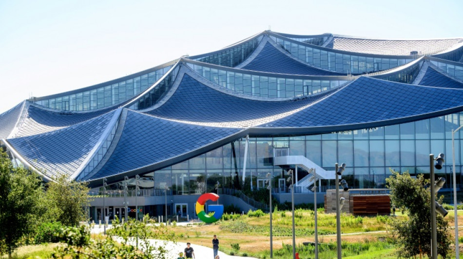 Los gigantes de la tecnolog&iacute;a contratan menos pero Google abre un nuevo campus